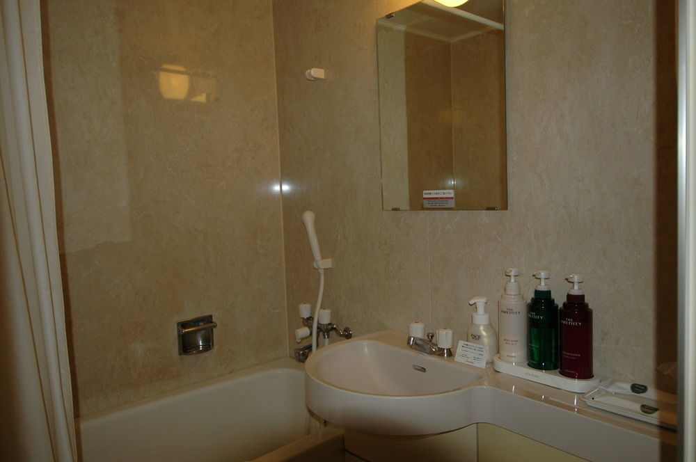 Takamatsu Terminal Hotel Ngoại thất bức ảnh
