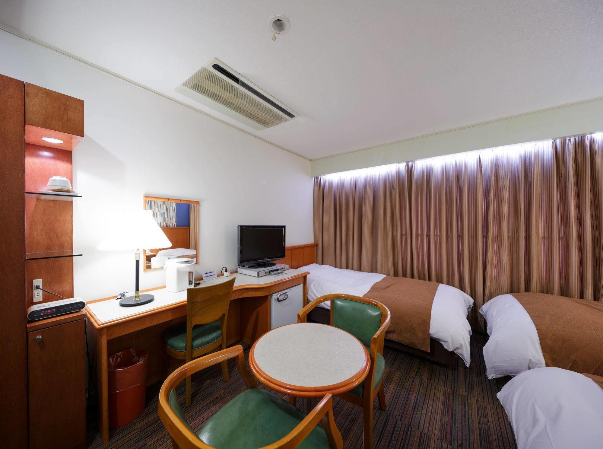 Takamatsu Terminal Hotel Ngoại thất bức ảnh